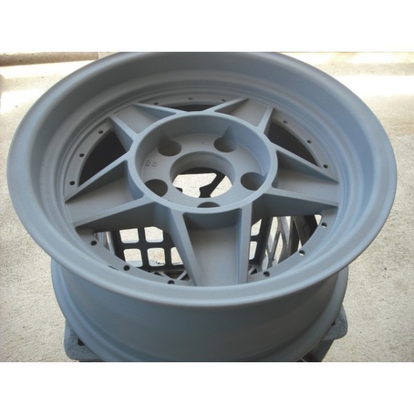 Guard ETC is a high performance Etch Primer for use on difficult metal surfaces such as zinc and aluminium