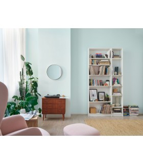 A high performance, full-matt paint with excellent coverage for interior walls
