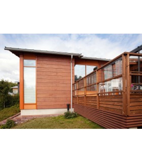 A water-borne priming oil for the treatment of wooden surfaces outdoors before the top coating is applied.