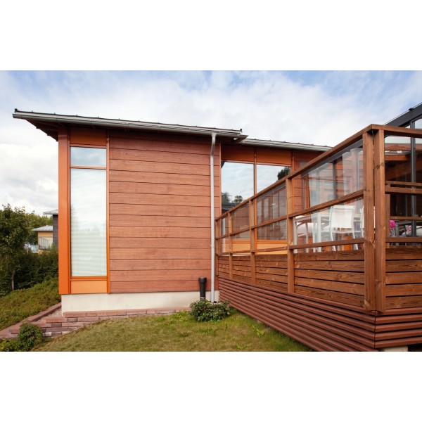 A water-borne priming oil for the treatment of wooden surfaces outdoors before the top coating is applied.